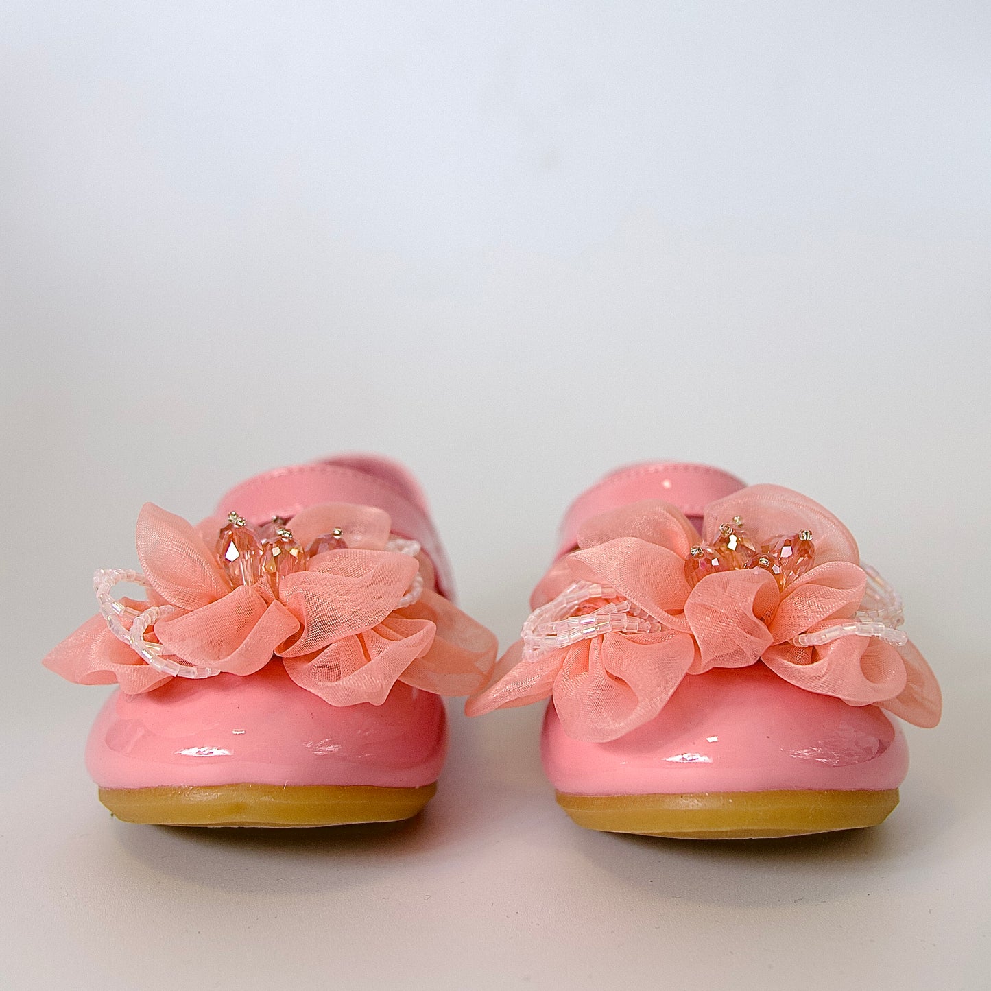 Zapatos charol con flor grande — perfectos para ocasiones especiales y momentos inolvidables