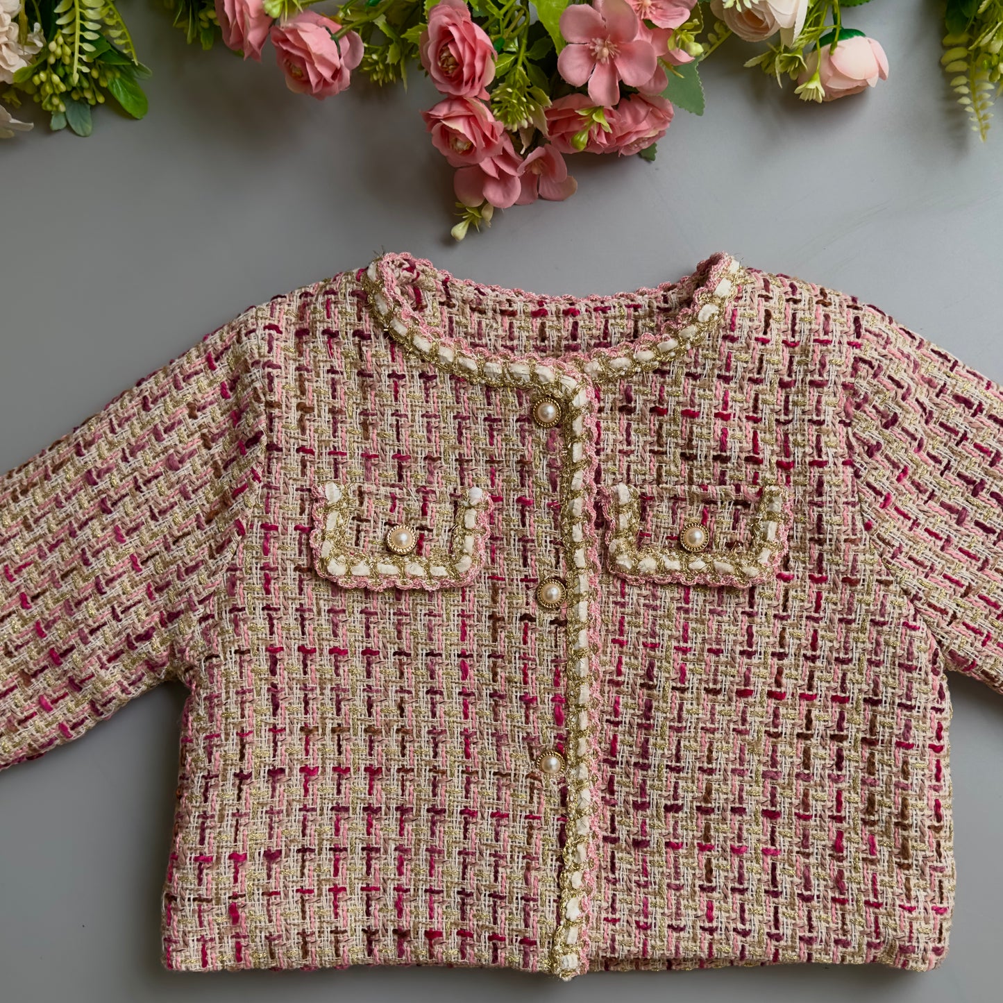 Conjunto de chaqueta y falda con lúrex