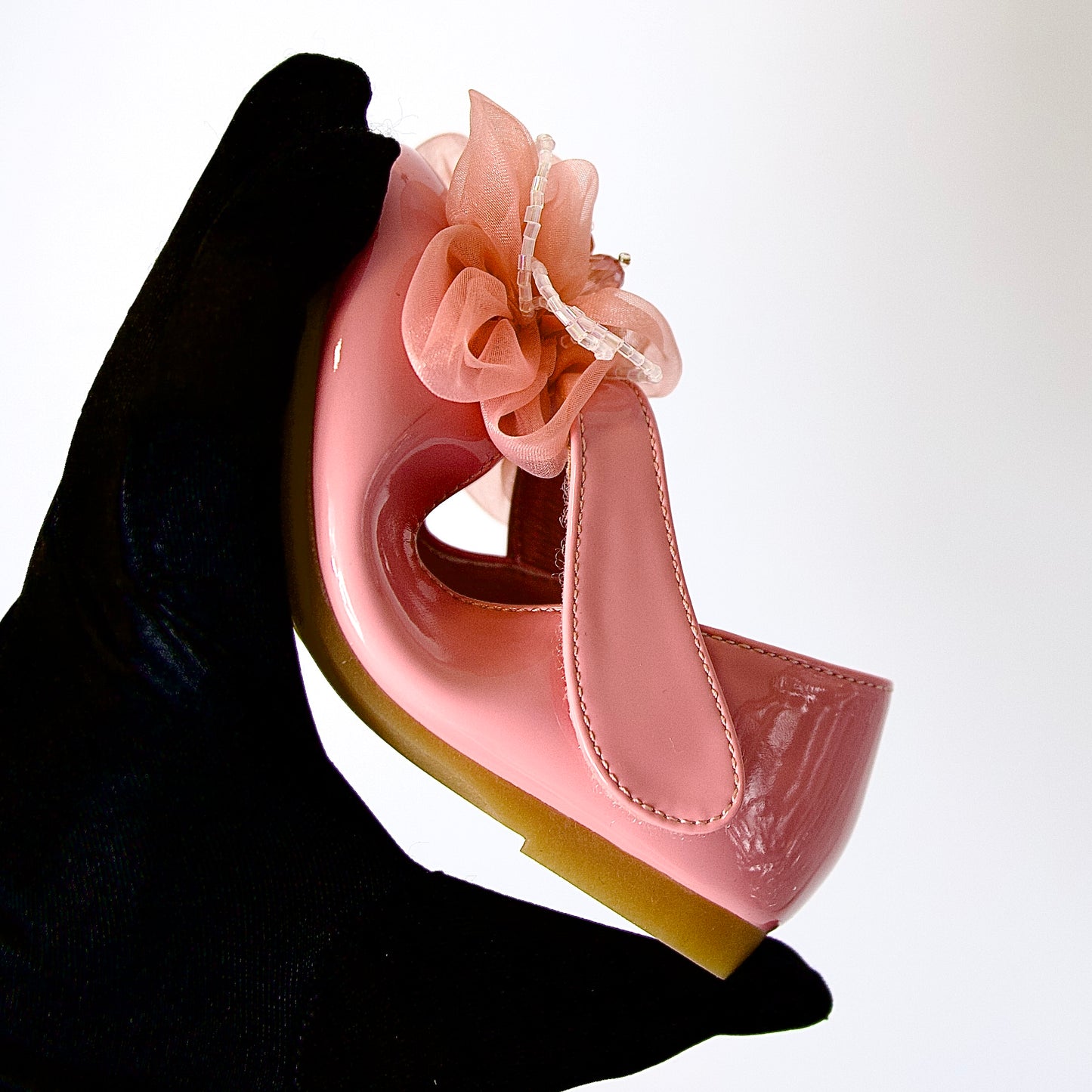 Zapatos charol con flor grande — perfectos para ocasiones especiales y momentos inolvidables