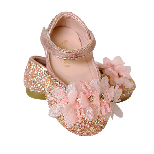 Zapatos rosados con flores y cristales — perfectos para brillar