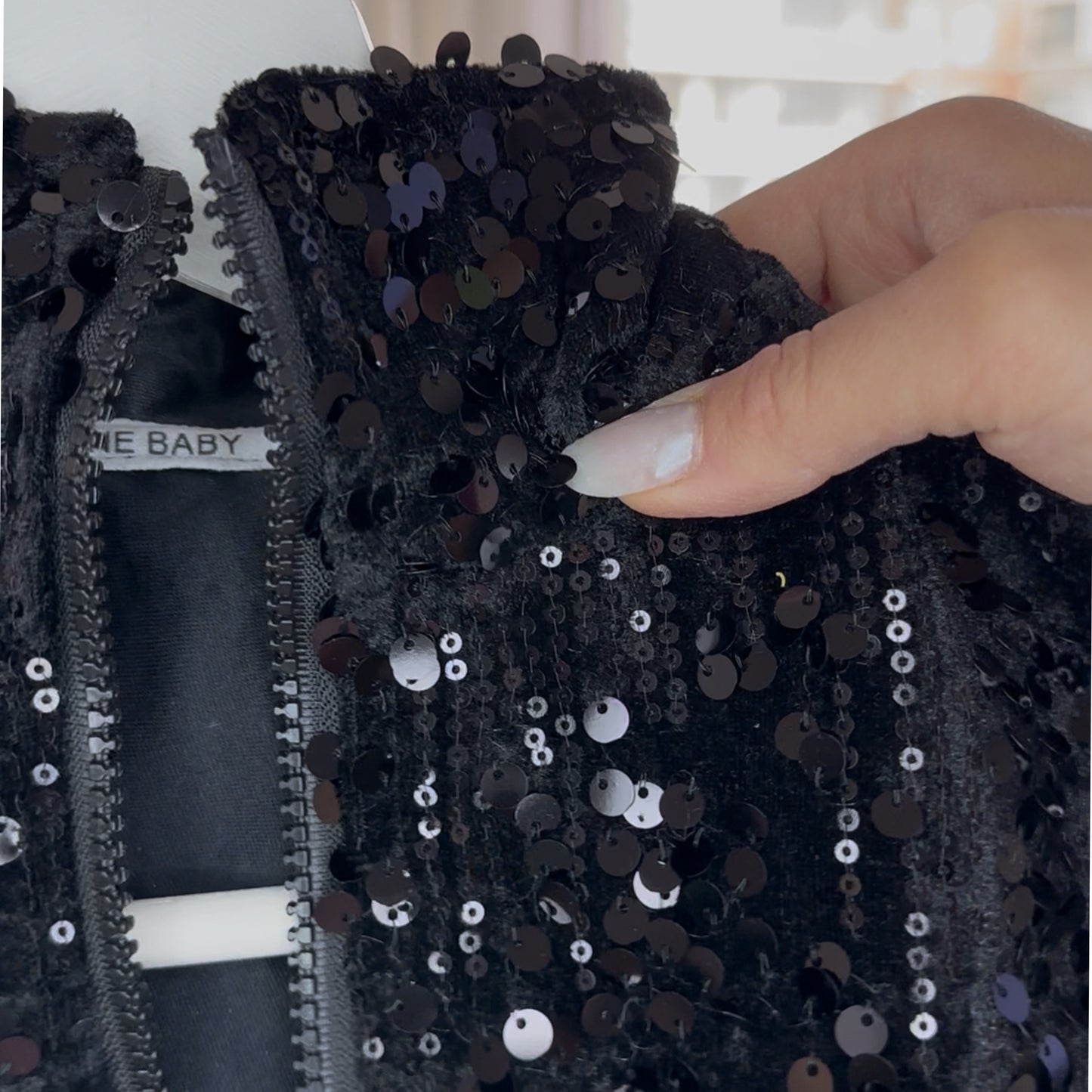 Conjunto para niña de terciopelo con lentejuelas